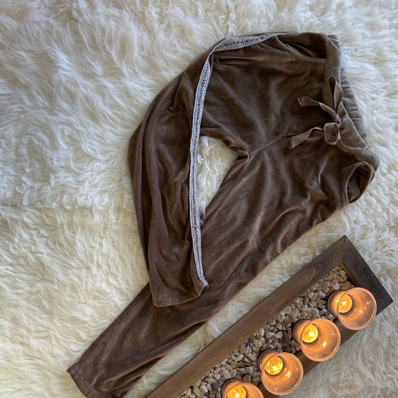 Chic joggers - Picture 1 of 4